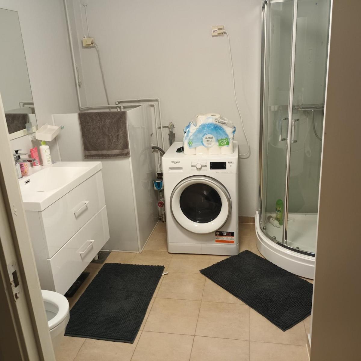 Room For Rent In A Shared Apartment Moss Extérieur photo